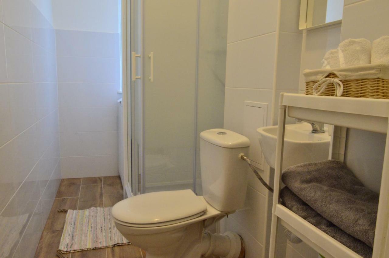 Private Apartment Near The City Centre Gdansk Ngoại thất bức ảnh